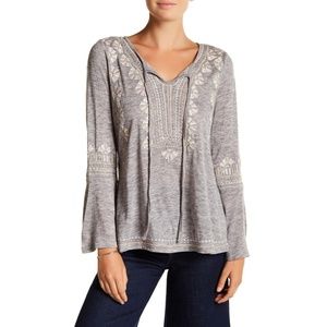 Mur Mur Embroidered Top